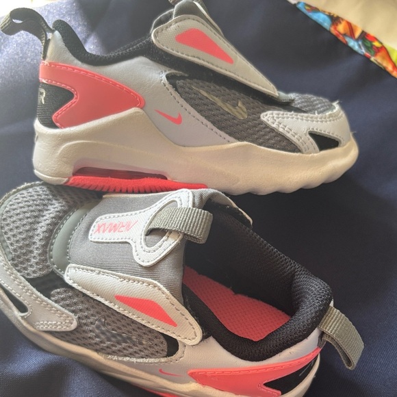 Kids Shoes Nike air max - Gray and Pink - Picture 6 of 7